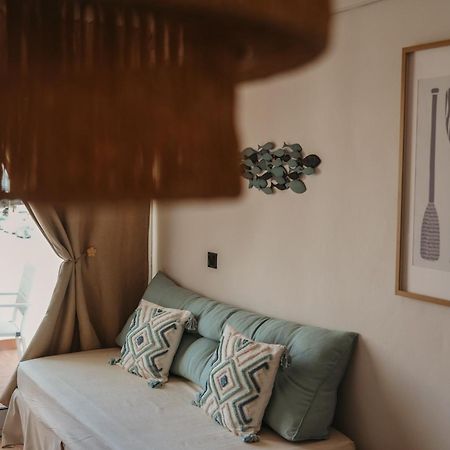 Apartamentos Ses Veles Cala Llonga  Luaran gambar