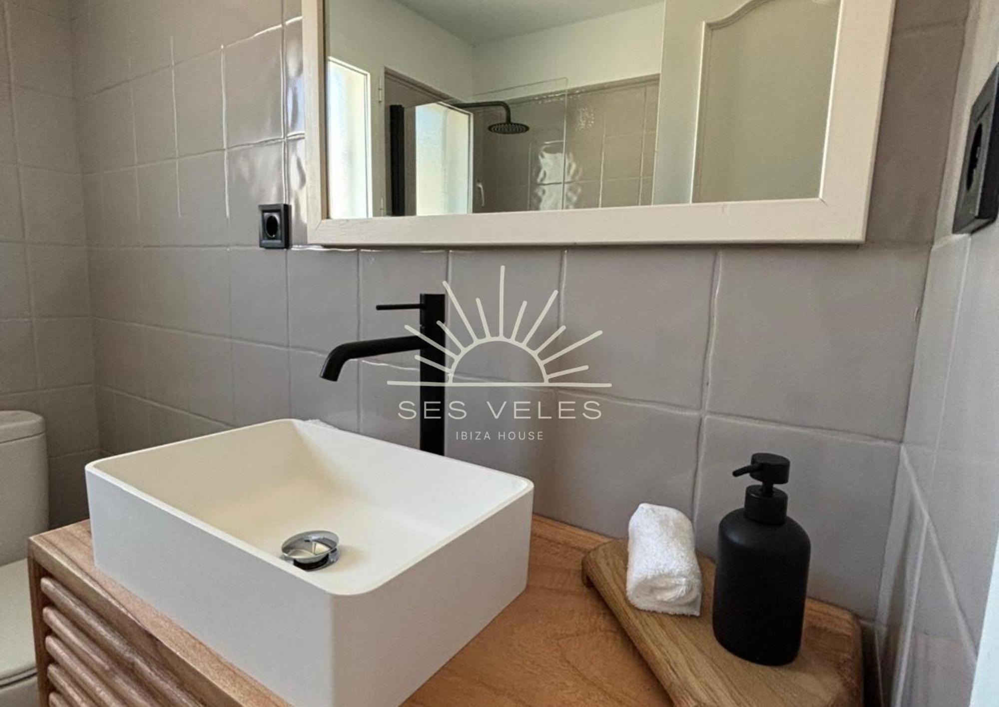 Apartamentos Ses Veles Cala Llonga  Luaran gambar